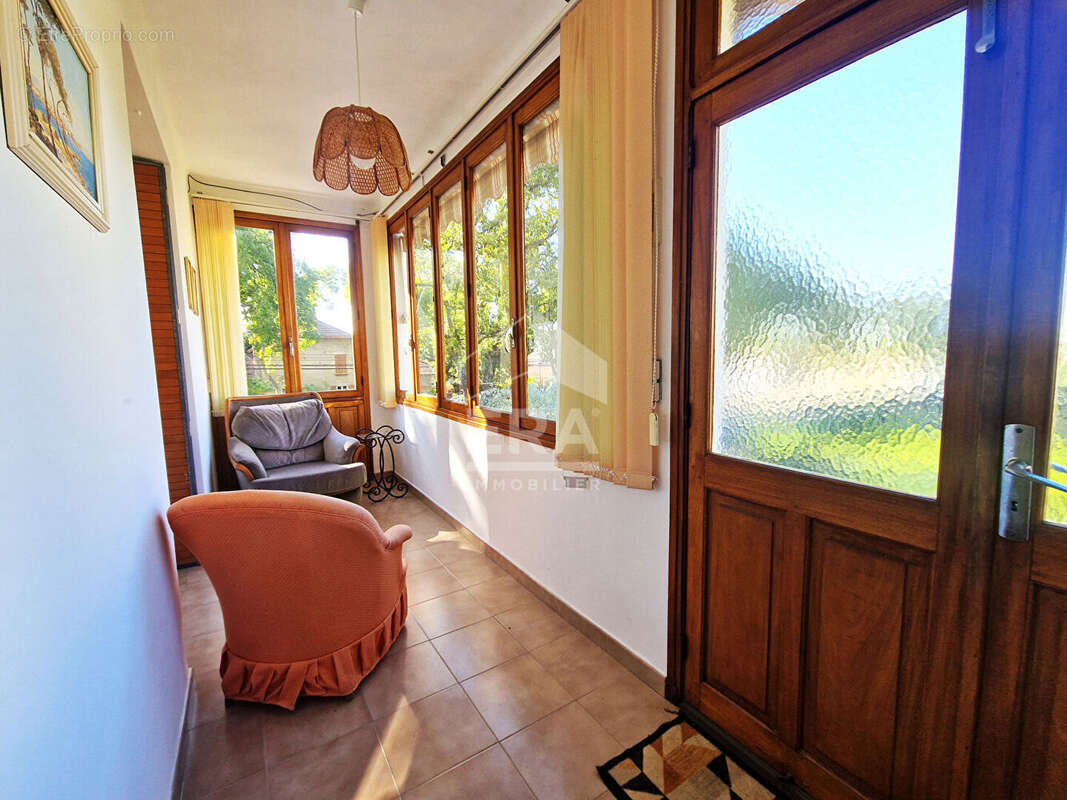 Maison à CHATEAU-ARNOUX-SAINT-AUBAN