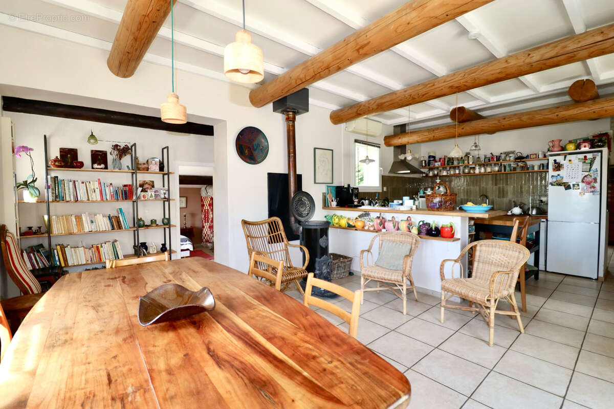 Maison à SAINT-ROMAN-DE-MALEGARDE