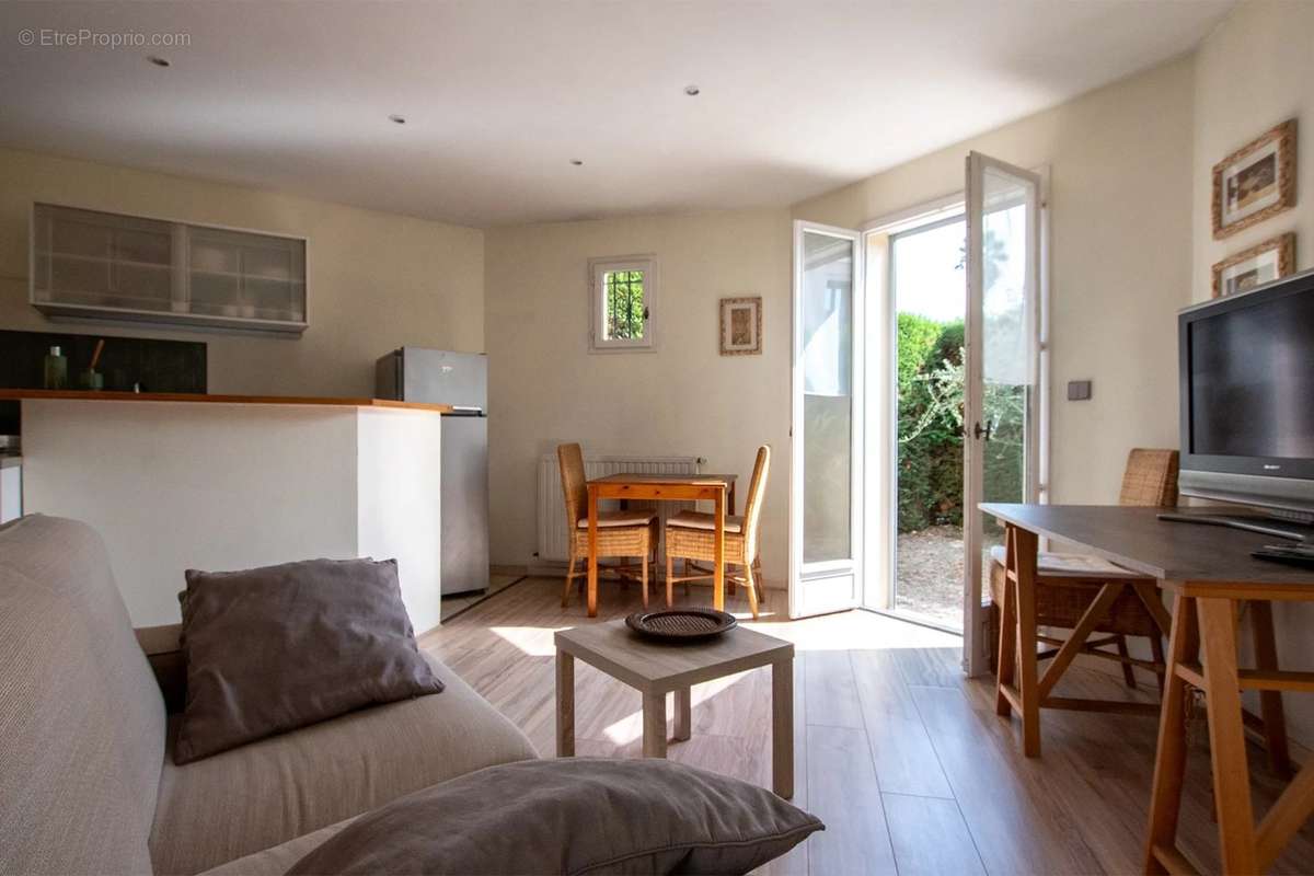 Maison à CAGNES-SUR-MER