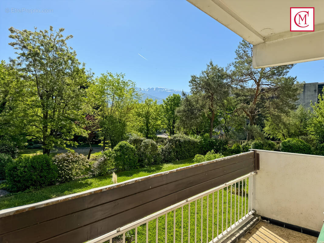 Appartement à MEYLAN