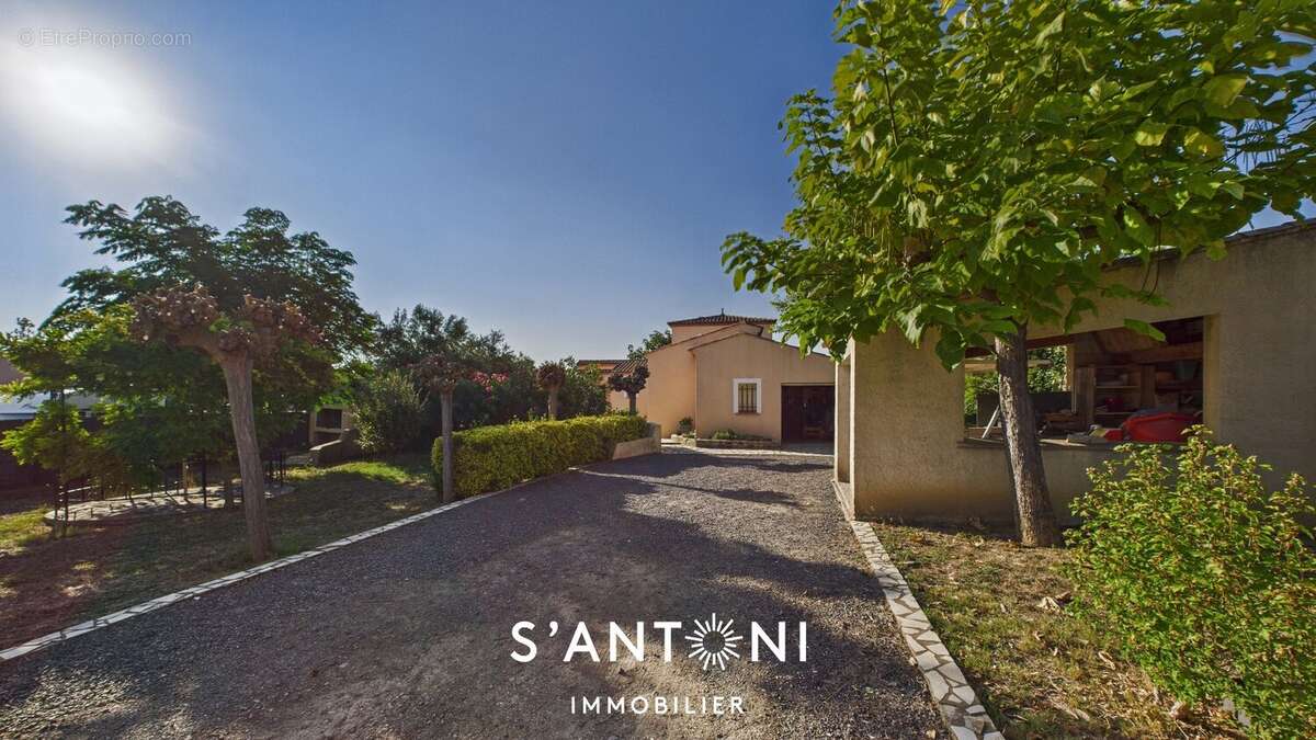 Maison à SERVIAN