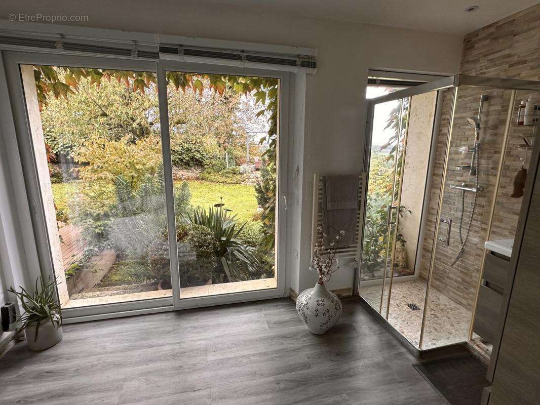 Maison à LE GUE-DE-LA-CHAINE