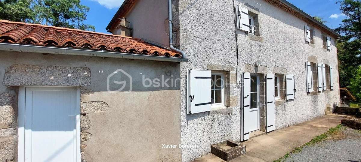 Maison à AZAY-SUR-THOUET