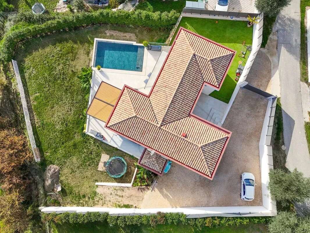 Appartement à FALICON