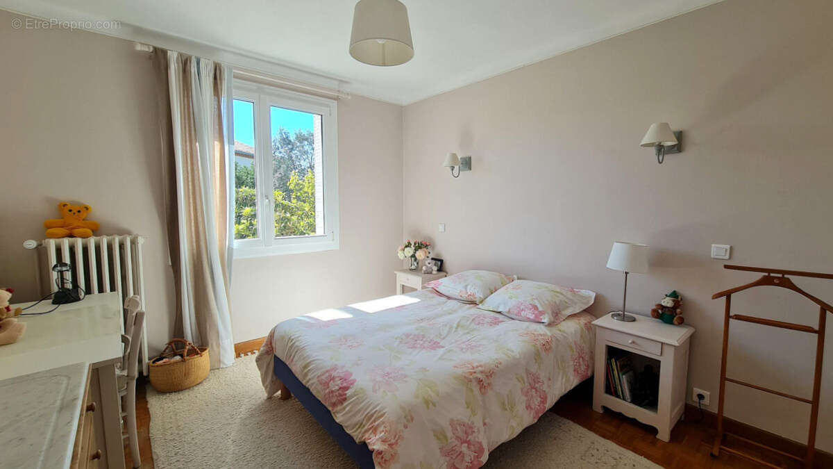 Maison à VILLENEUVE-LES-AVIGNON