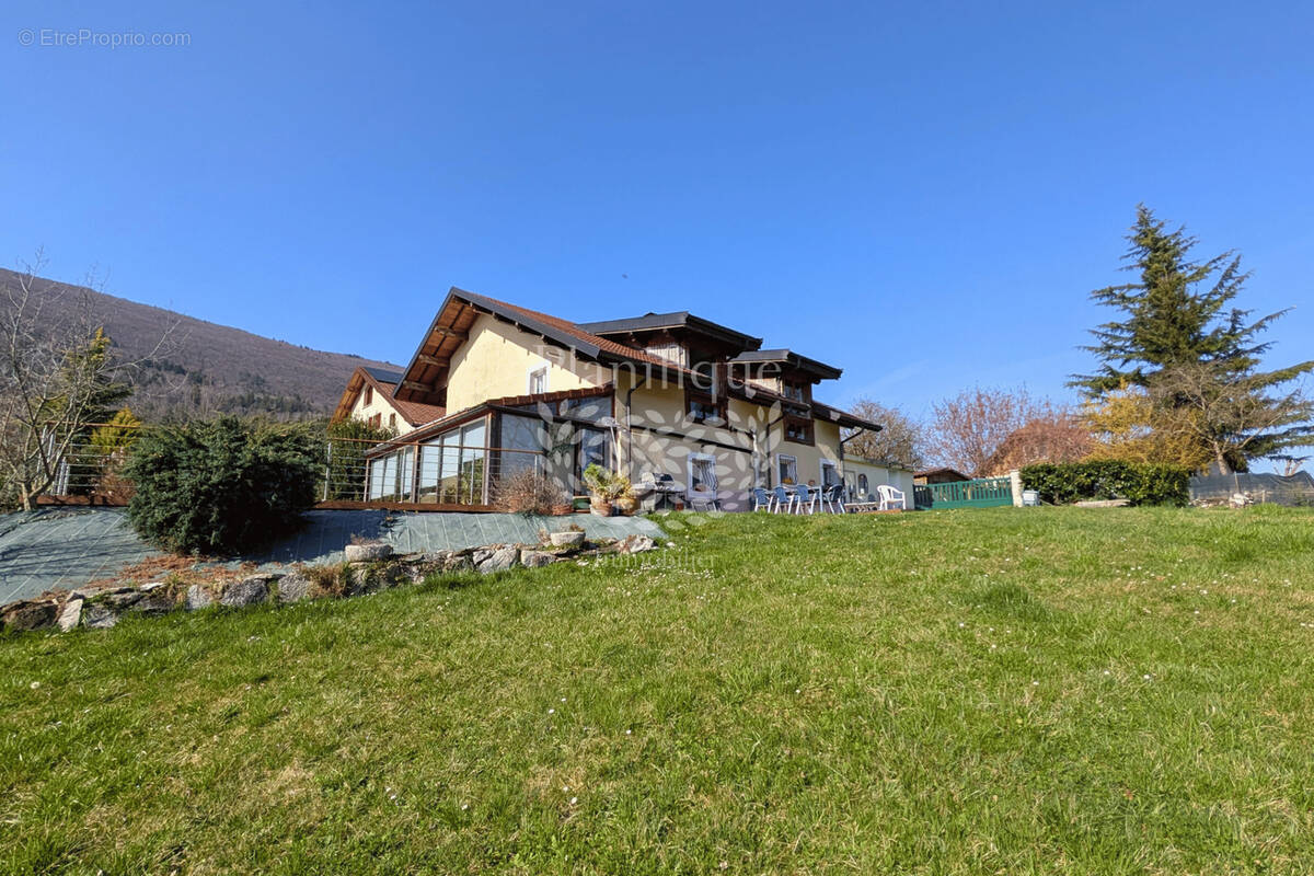 Maison à MONNETIER-MORNEX