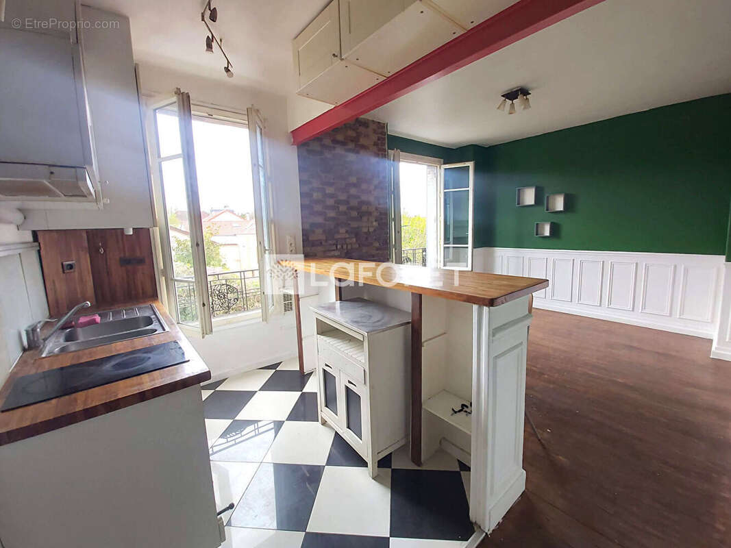 Appartement à LE RAINCY