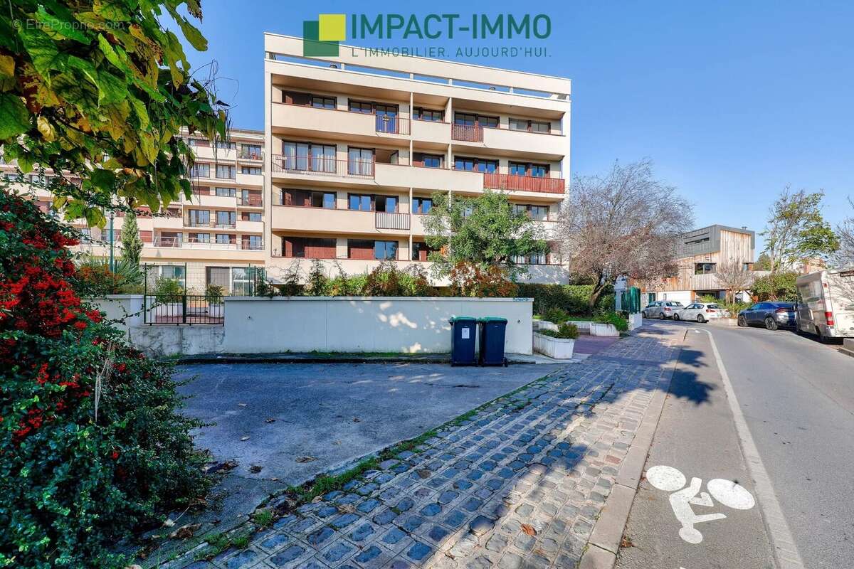 Appartement à BOIS-COLOMBES