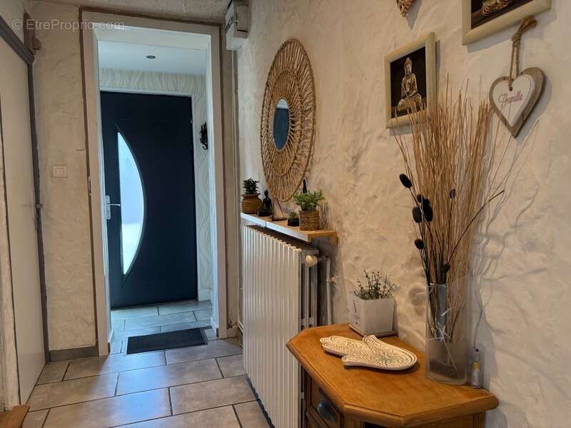 Maison à vendre 4 pièces TARBES (65) - Jardin arboré - piscine - photo 22