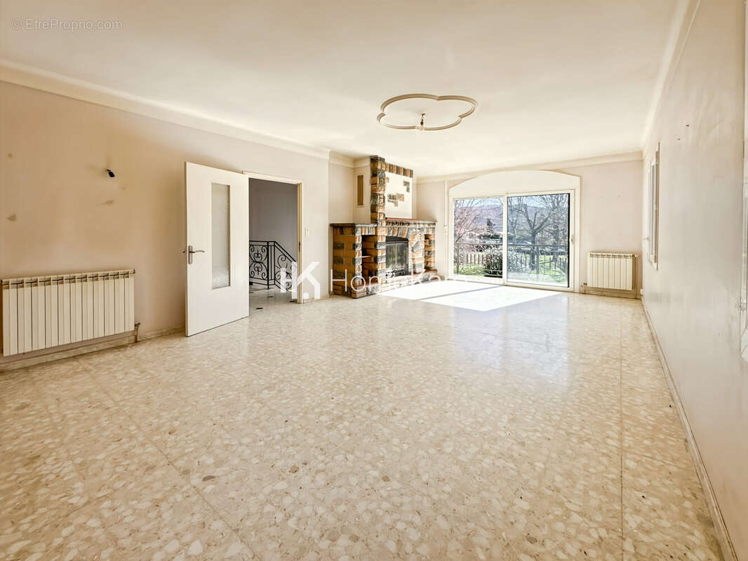 Maison à MARTRES-TOLOSANE