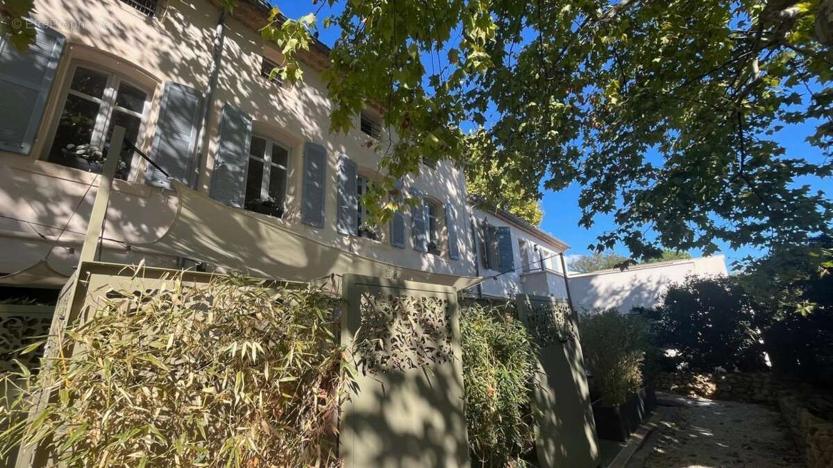 Appartement à AIX-EN-PROVENCE