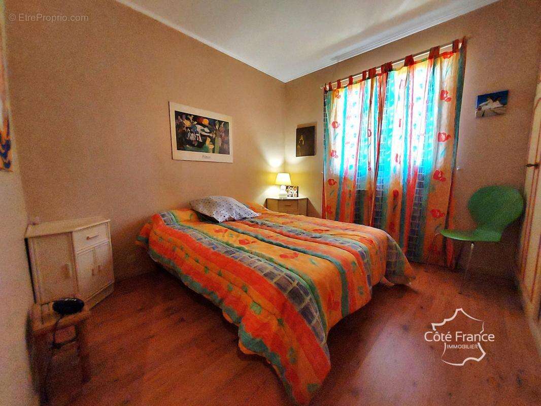 Maison 4 chambres et piscine sur grand terrain constructible - photo 6