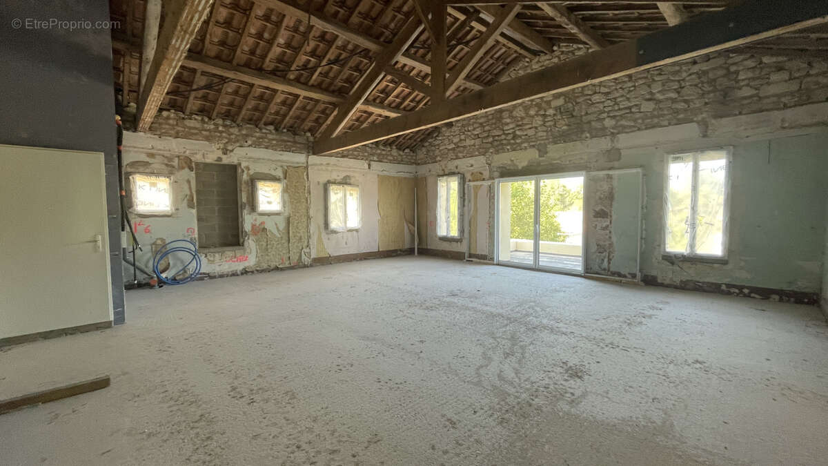 Appartement à SAINT-DREZERY