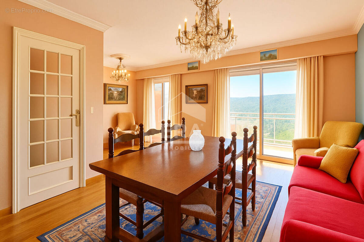 Appartement à LE CANNET