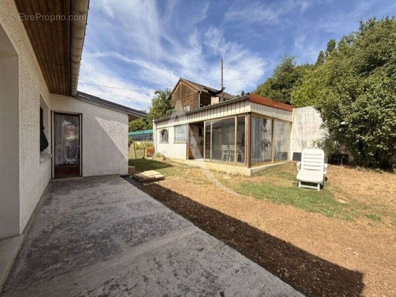 A VENDRE : Charmante maison d'environ 120 m² sur la commune de Champigneulles - photo 5