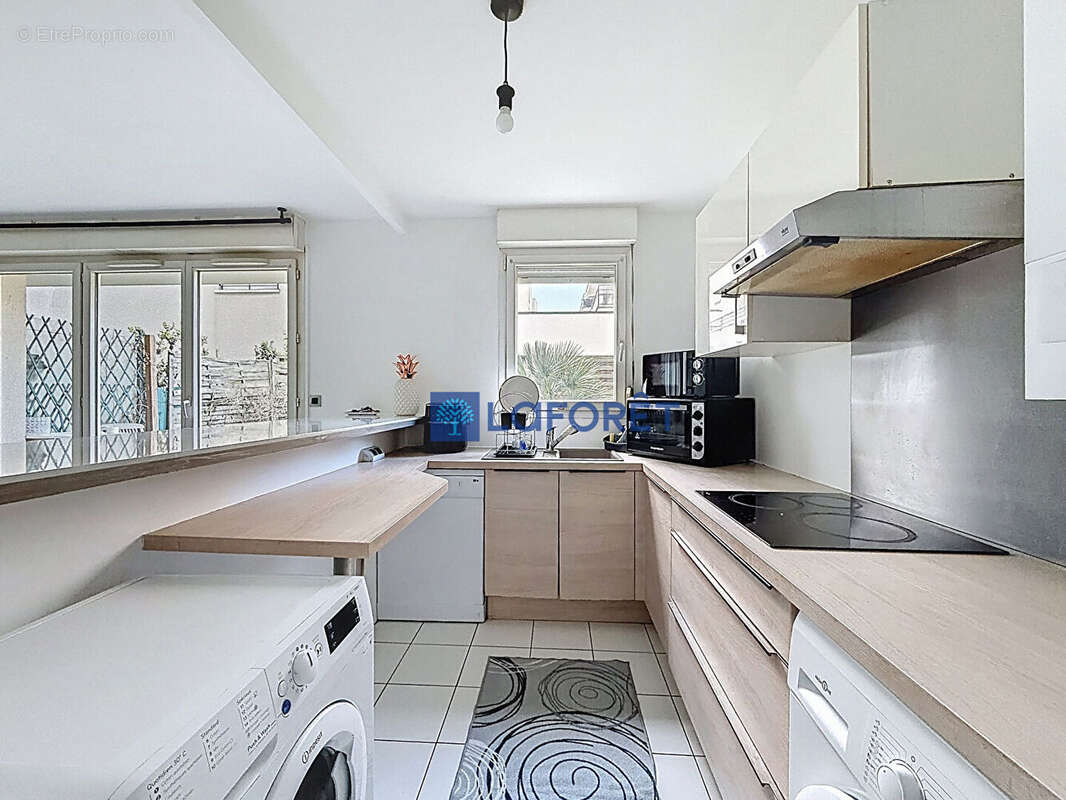 Appartement à CHILLY-MAZARIN