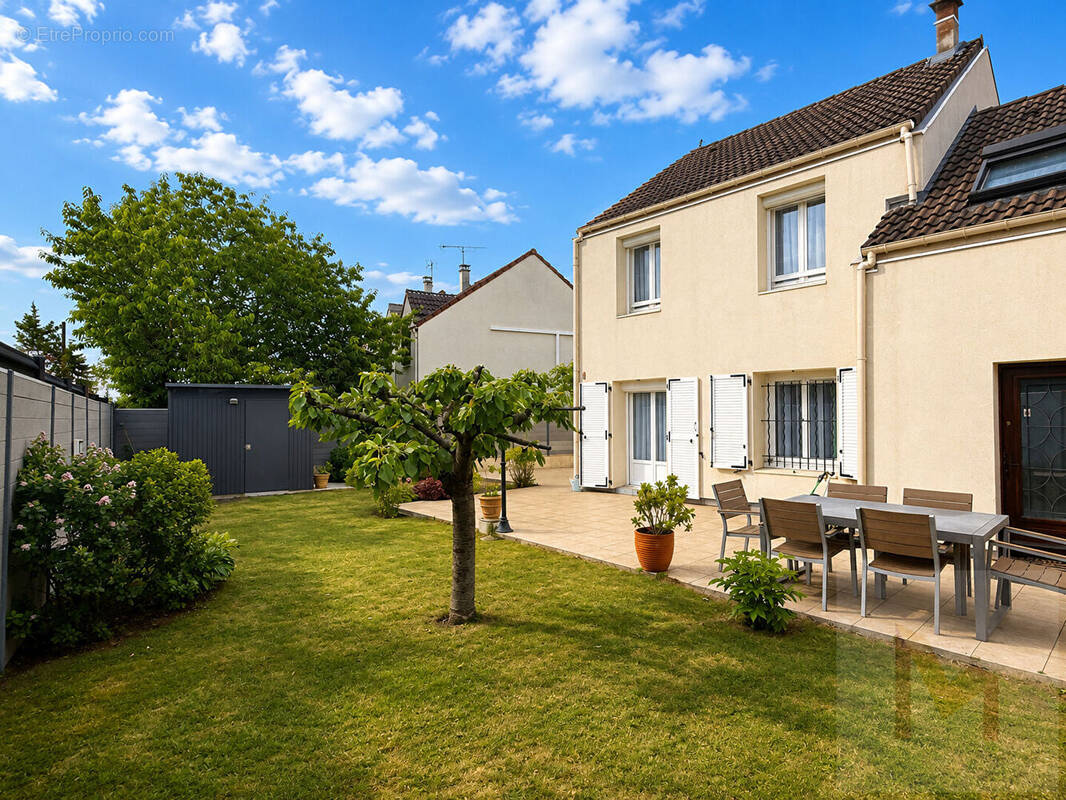 Maison à NEUILLY-PLAISANCE