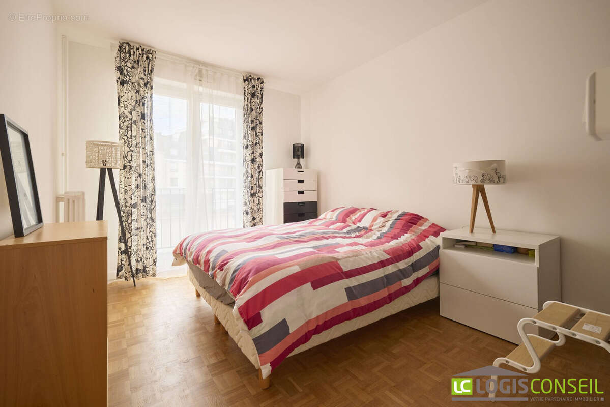 Appartement à BOURG-LA-REINE