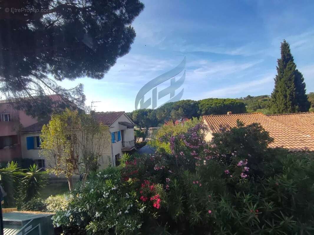 Appartement à COGOLIN