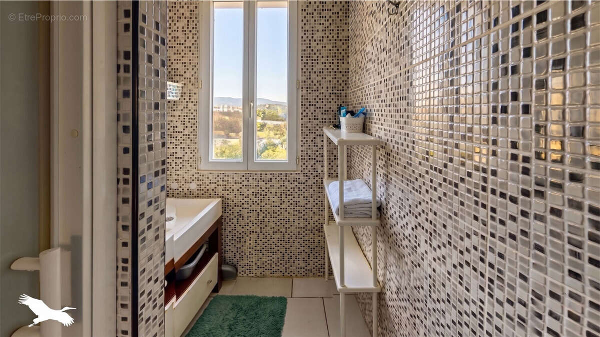 Appartement à MARSEILLE-10E