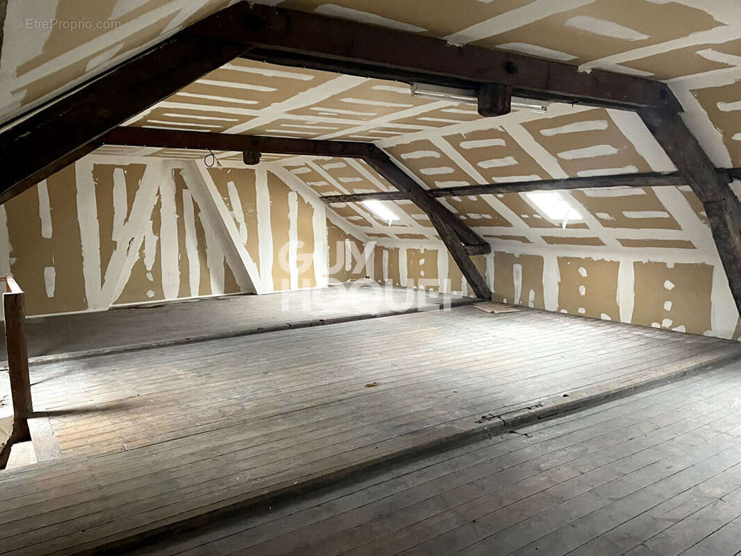 Appartement à SAINT-JUST-EN-CHAUSSEE