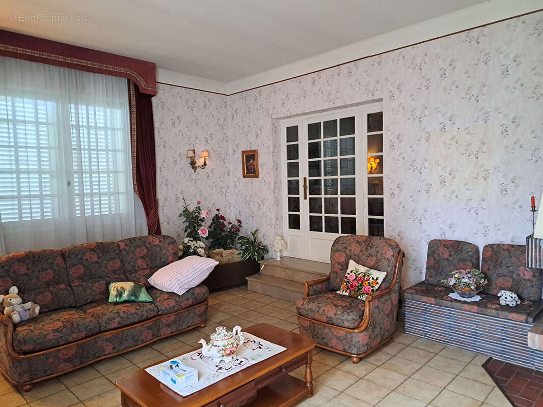 Maison à CHATELLERAULT