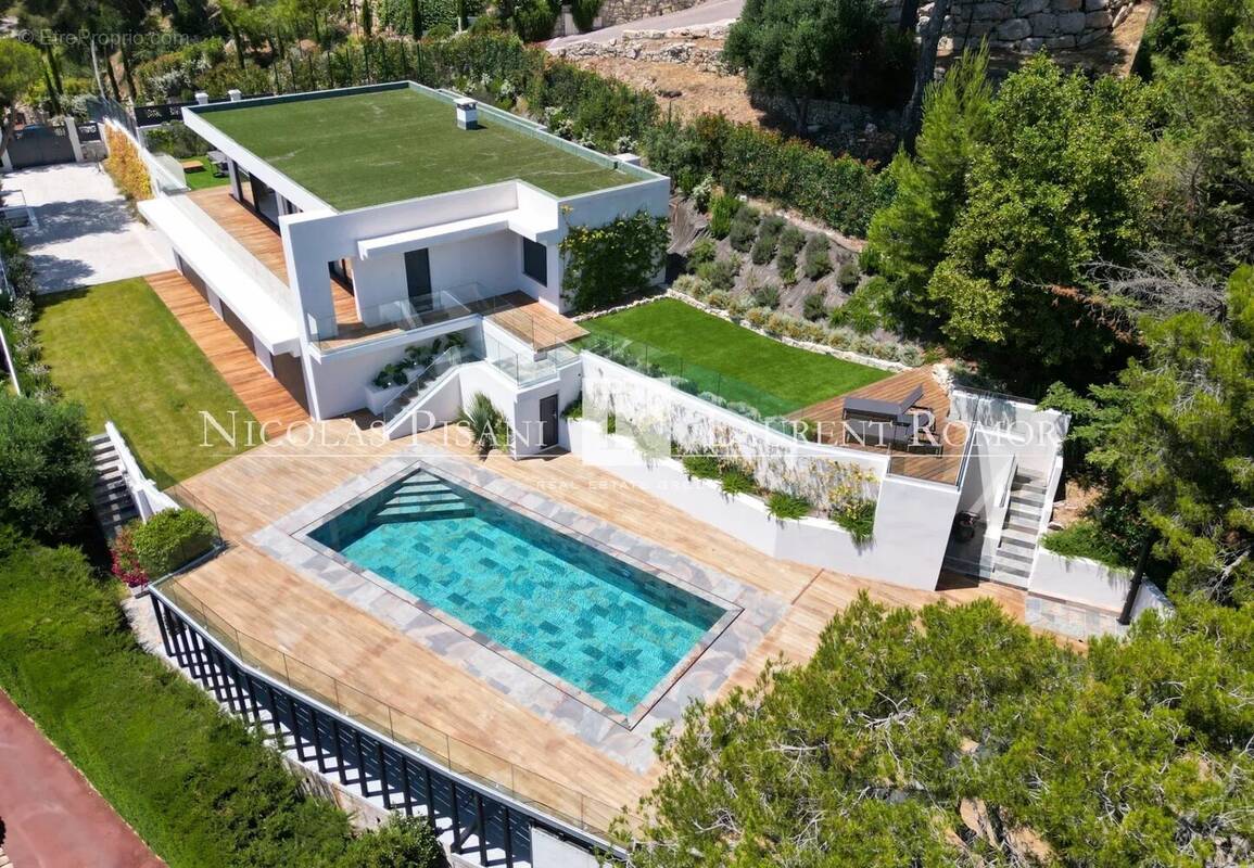 Maison à ROQUEBRUNE-CAP-MARTIN