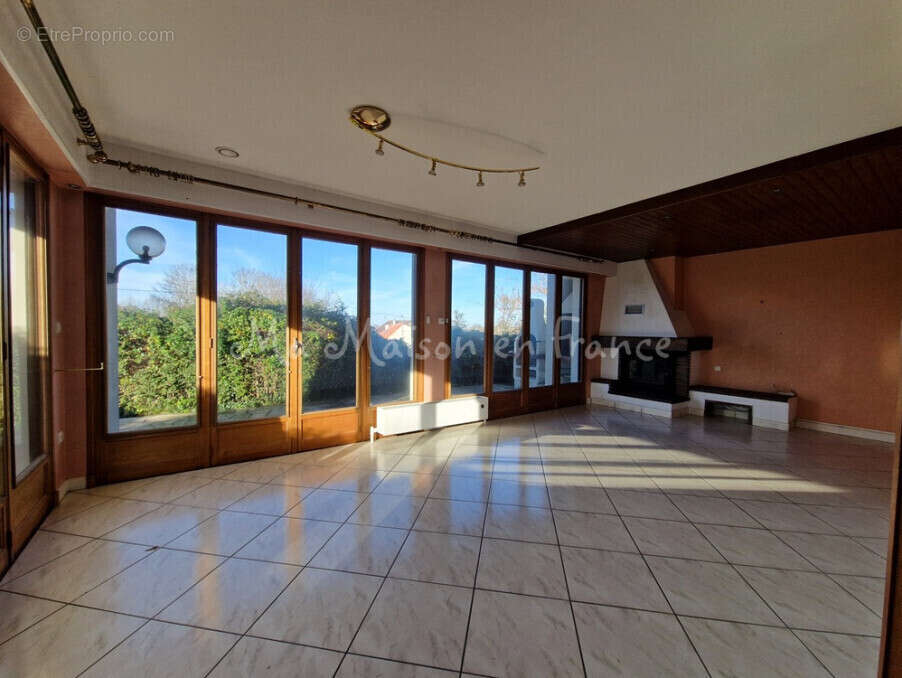 Maison à BELLERIVE-SUR-ALLIER