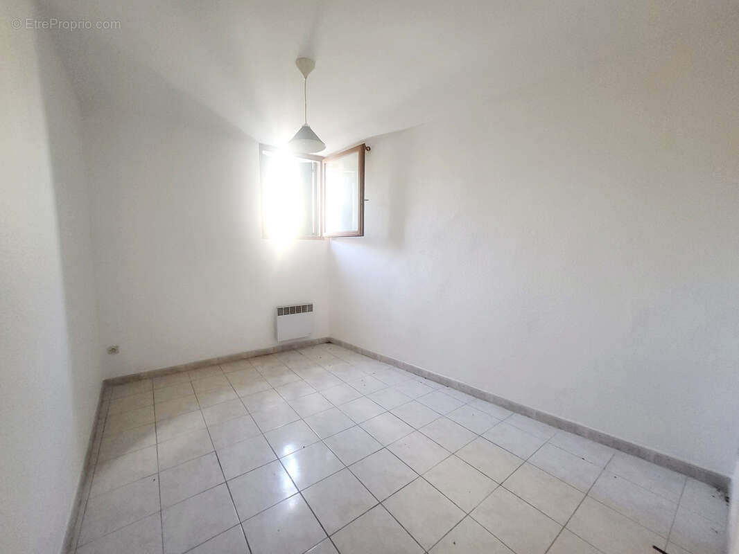 Appartement à FLORENSAC