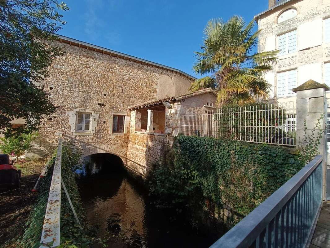 Maison à CIVRAY