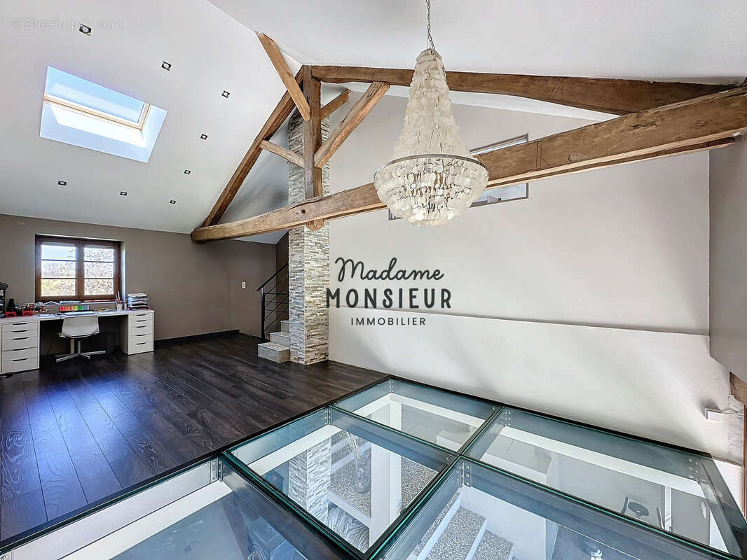 Maison à BOURGOIN-JALLIEU