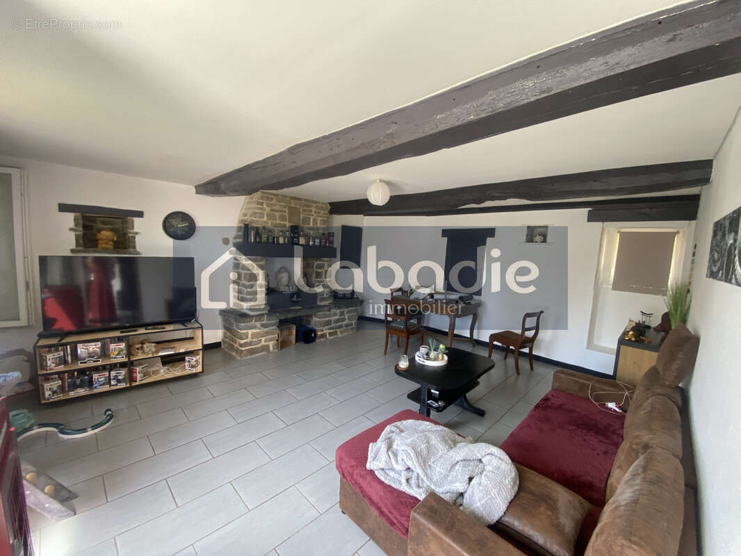 Maison à LE BENY-BOCAGE