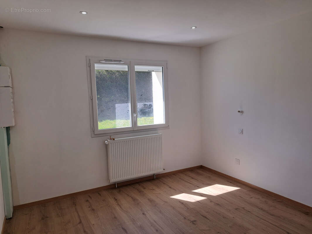 Maison à LE CHAMBON-SUR-LIGNON