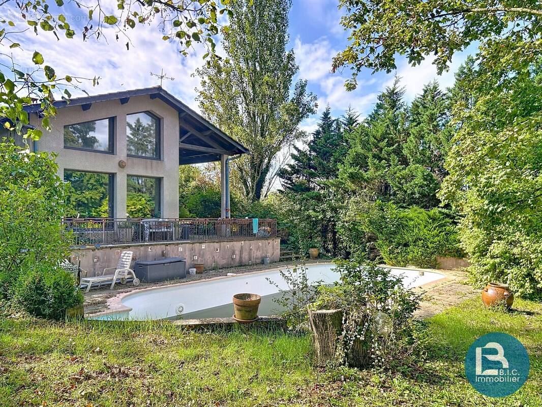 Maison à SAINTE-FOY-LES-LYON