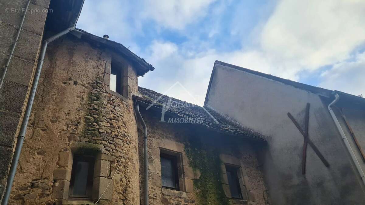 Maison à BOURBON-L'ARCHAMBAULT