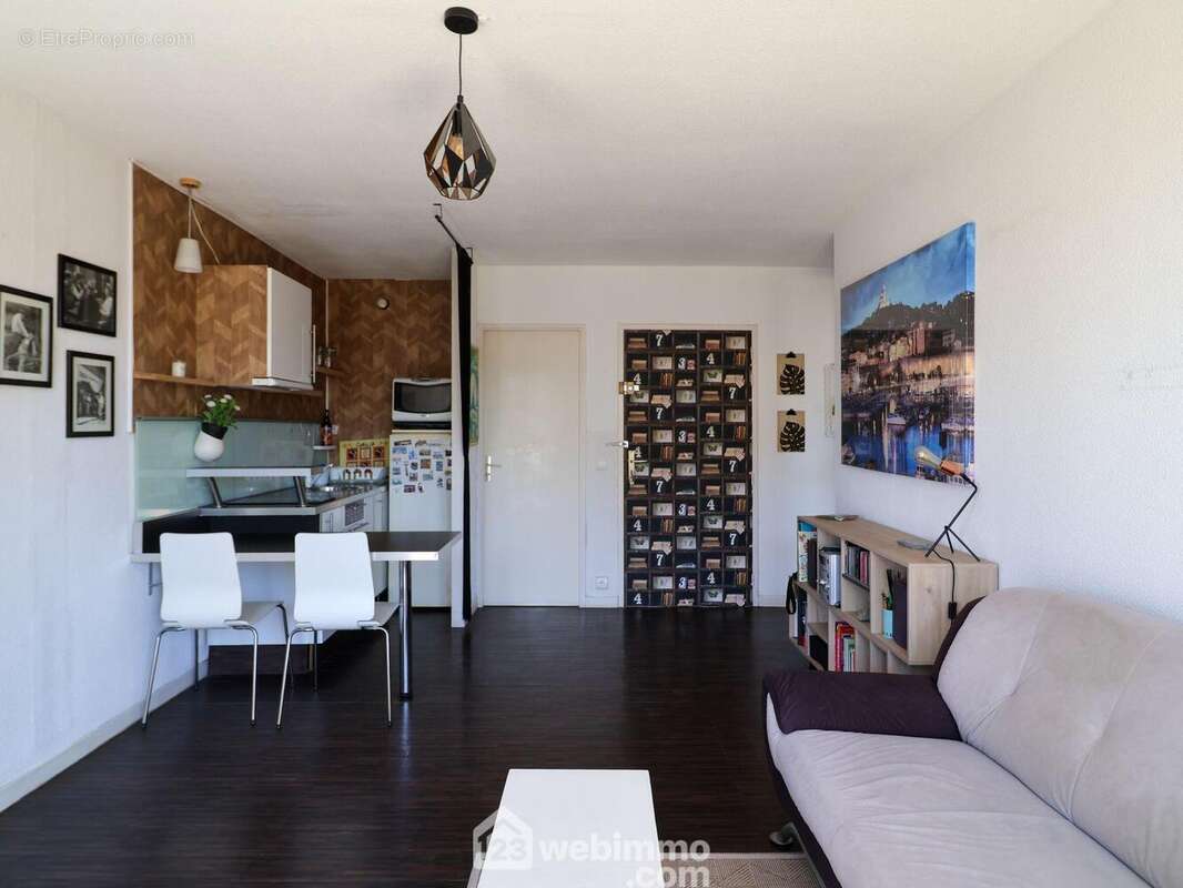 Appartement 34 m² à Marseille-10e  - photo 5