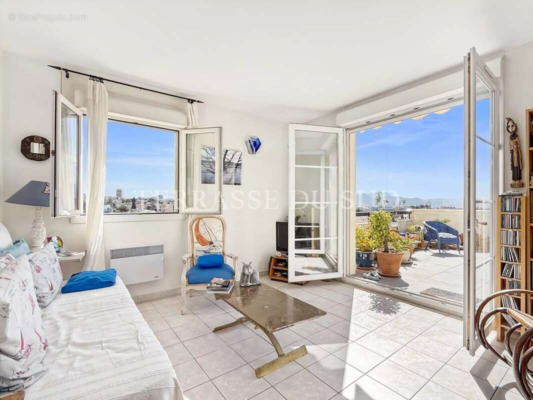 Appartement à MARSEILLE-12E