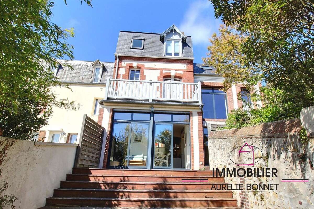 Maison à TROUVILLE-SUR-MER