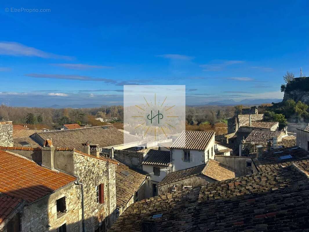 Maison à MALATAVERNE