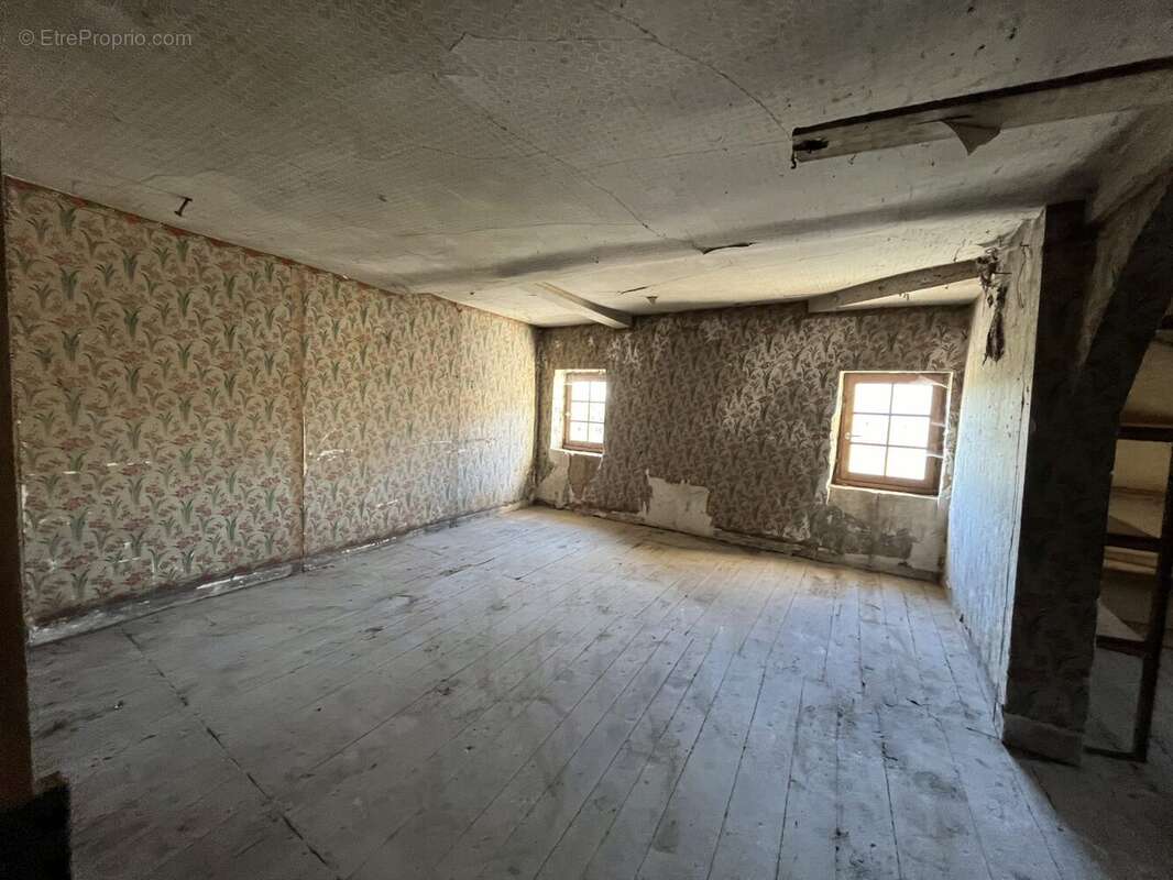 Maison à SAINTE-SABINE-BORN