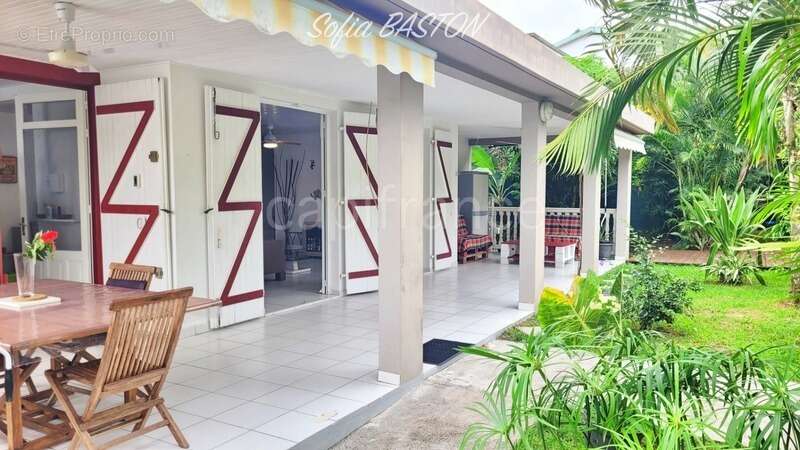 À vendre 972 martinique – les trois-îlets – maison 209 m² habitables – 4 logements – jardin et terrasses - photo 8