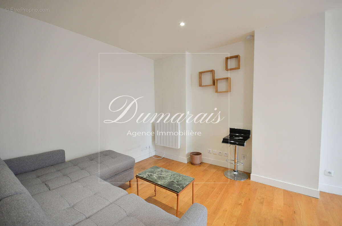 Appartement à PARIS-3E