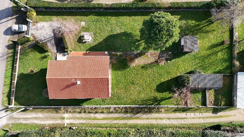 Maison à LAGARDELLE-SUR-LEZE