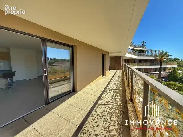 Appartement à LE CRES