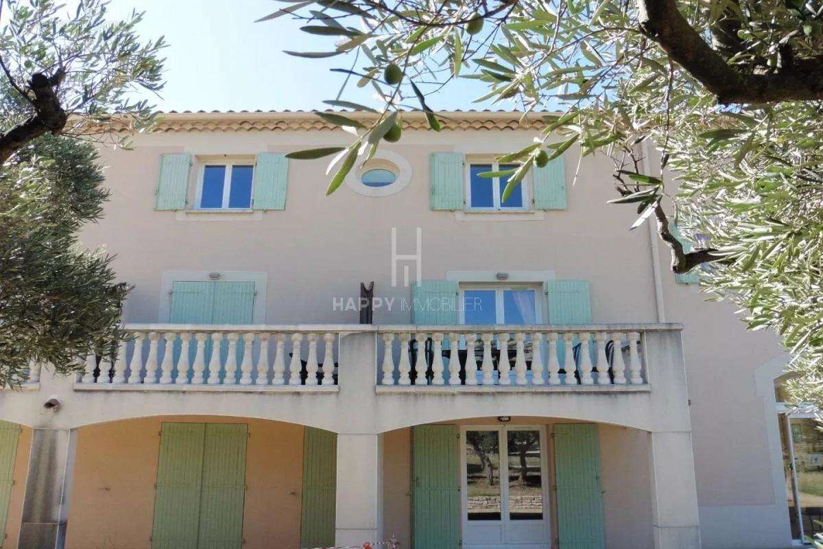 Appartement à PARADOU