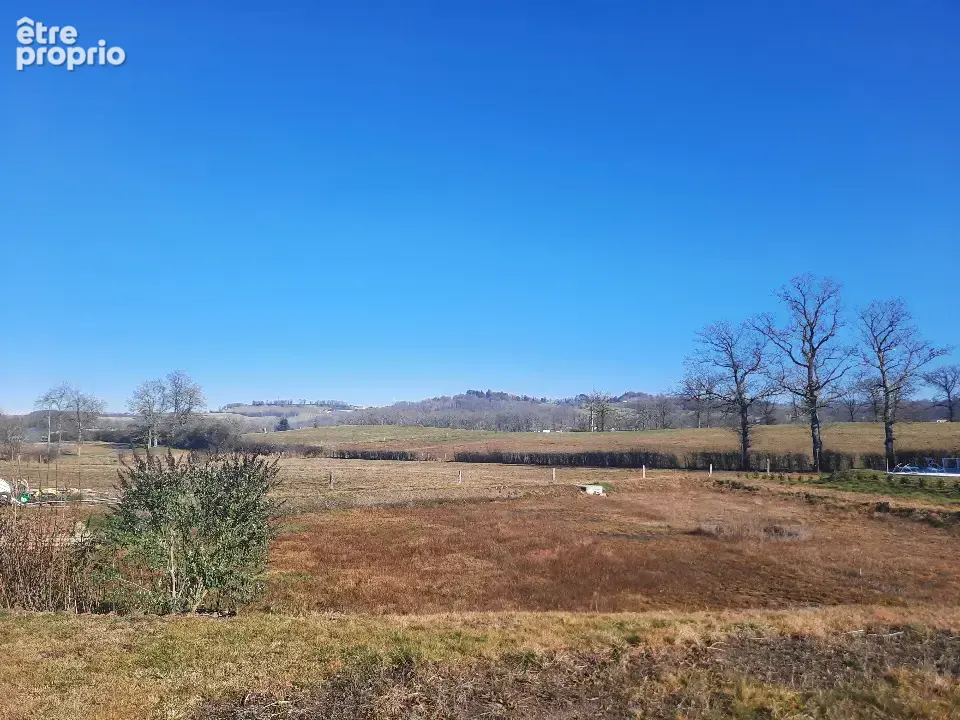 Terrain à SAINT-PAUL-DES-LANDES