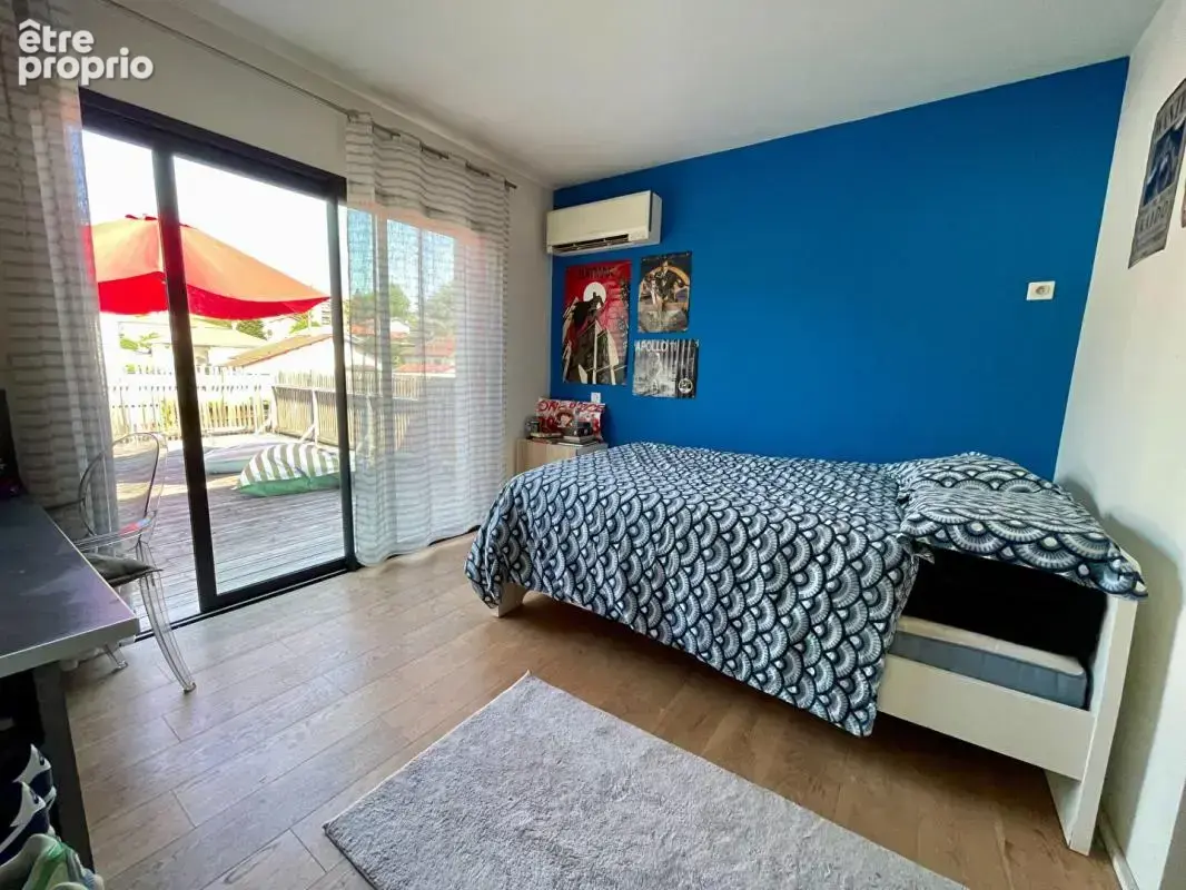 BAYONNE, Maison de ville contemporaine de 181m² - photo 12