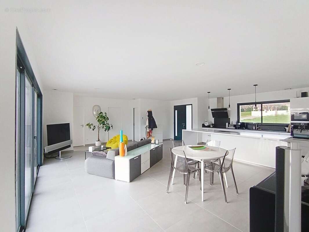 Photo 6 - Maison à CASTELCULIER