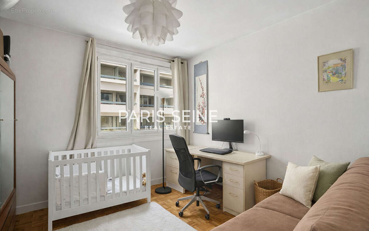 Appartement à PARIS-6E