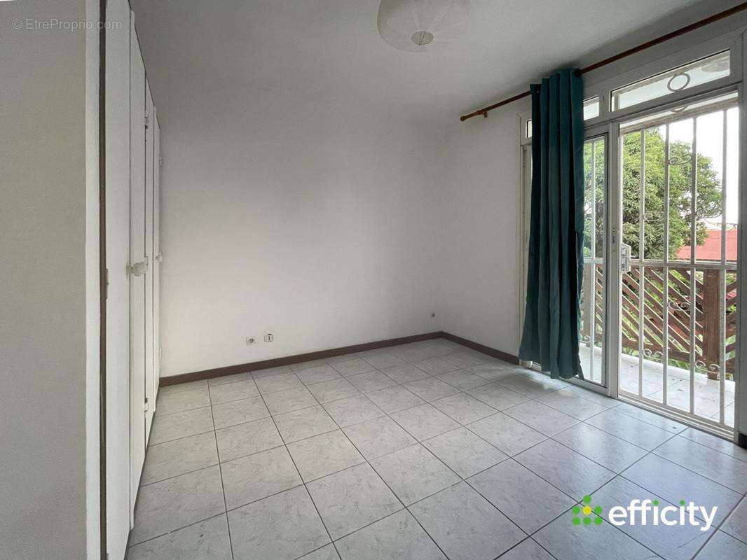 Appartement à CAYENNE